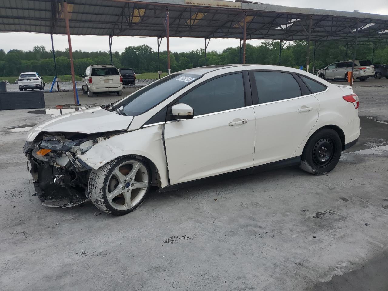 FORD FOCUS TITANIUM