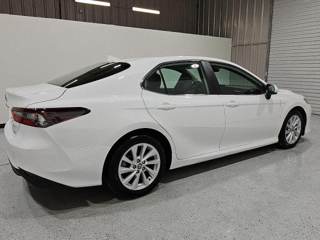Vin: 4t1c11ak7pu836175, lot: 55703985, toyota camry le 20233