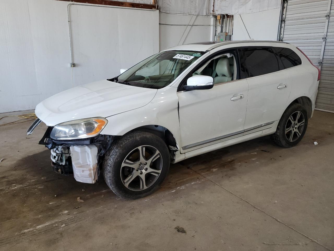 VOLVO XC60 T6 PLATINUM