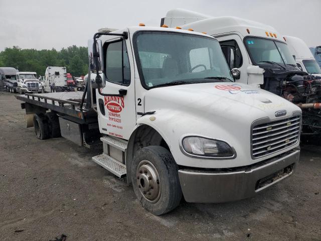2004 FREIGHTLINER M2 106 MED #3265267999