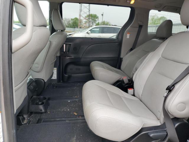 2017 TOYOTA SIENNA XLE 5TDDZ3DC5HS160977