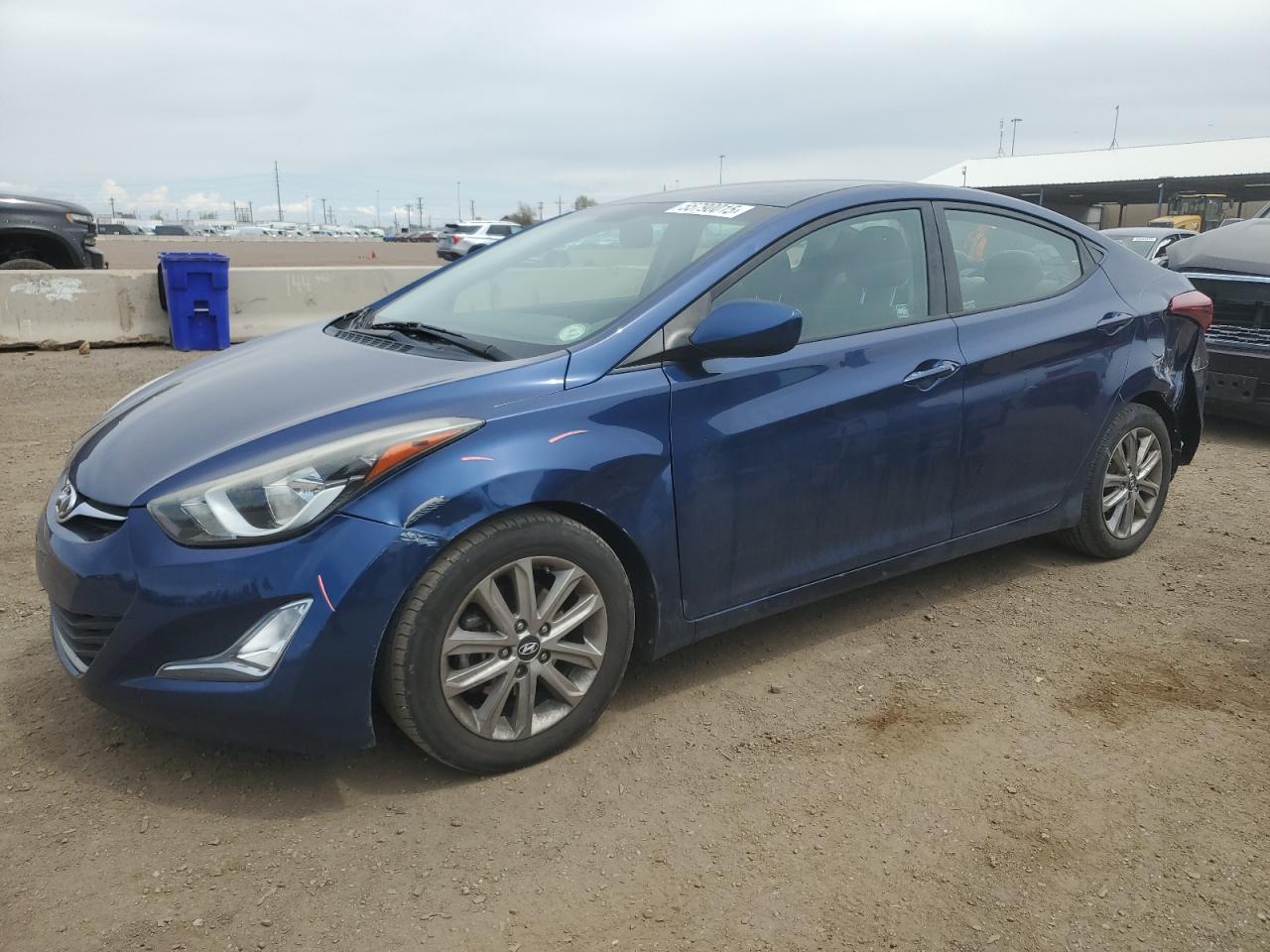 HYUNDAI ELANTRA SE