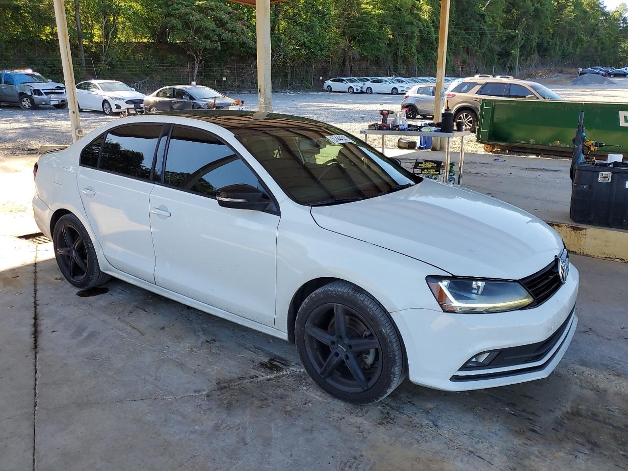 VOLKSWAGEN JETTA SPORT