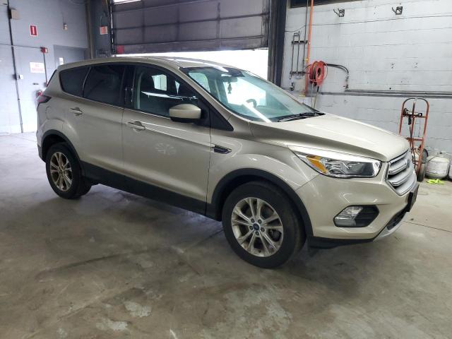 Vin: 1fmcu9gd1huc74225, lot: 57636975, ford escape se 20174
