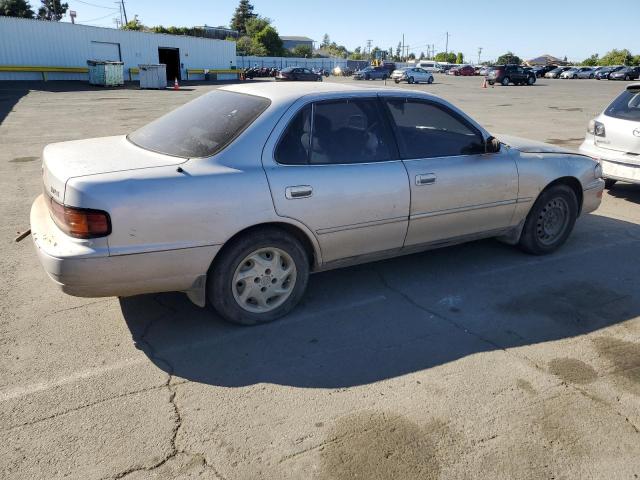 Vin: 4t1gk12e2ru004690, lot: 58017435, toyota camry le 19943