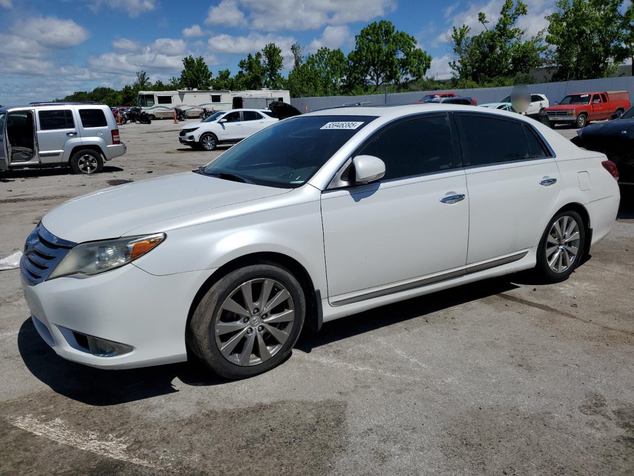 TOYOTA AVALON BASE