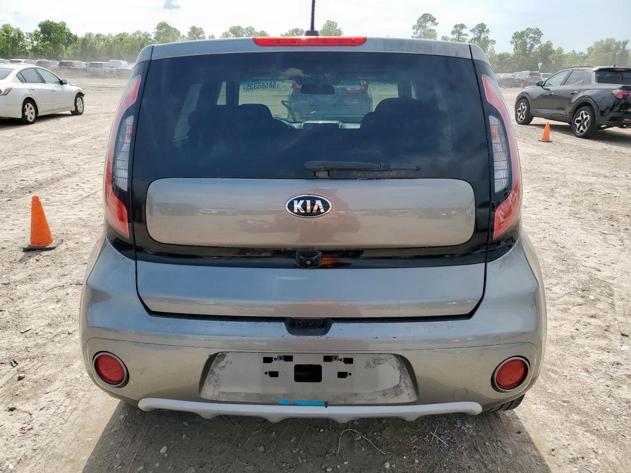 KIA SOUL +