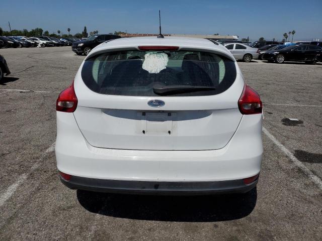 2015 FORD FOCUS SE 1FADP3K24FL301932