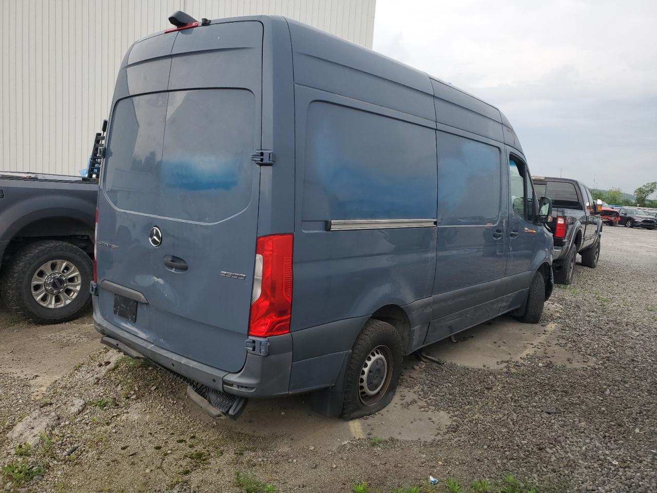 MERCEDES-BENZ SPRINTER 2500/3500