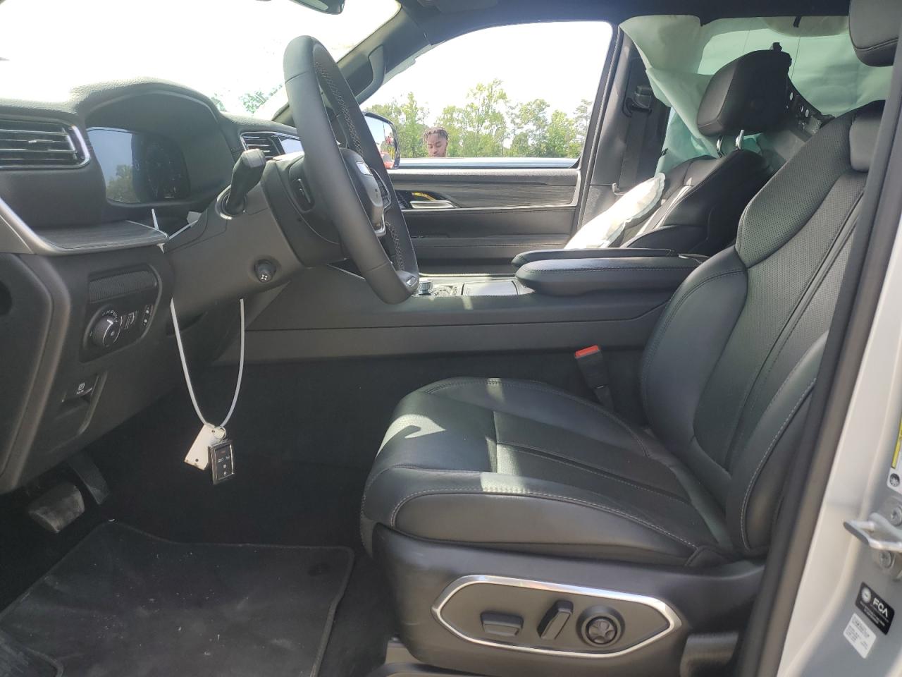 JEEP WAGONEER SERIES II