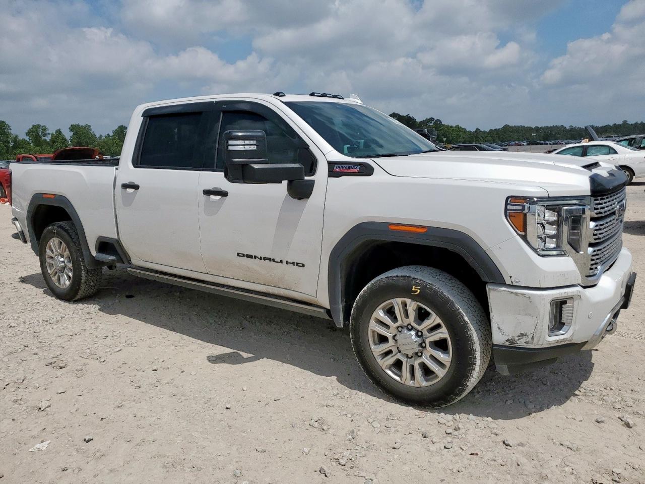 GMC SIERRA K2500 DENALI