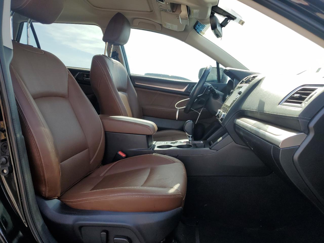 SUBARU OUTBACK TOURING