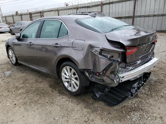 Vin: 4t1c11ak3pu782003, lot: 58199895, toyota camry le 20232