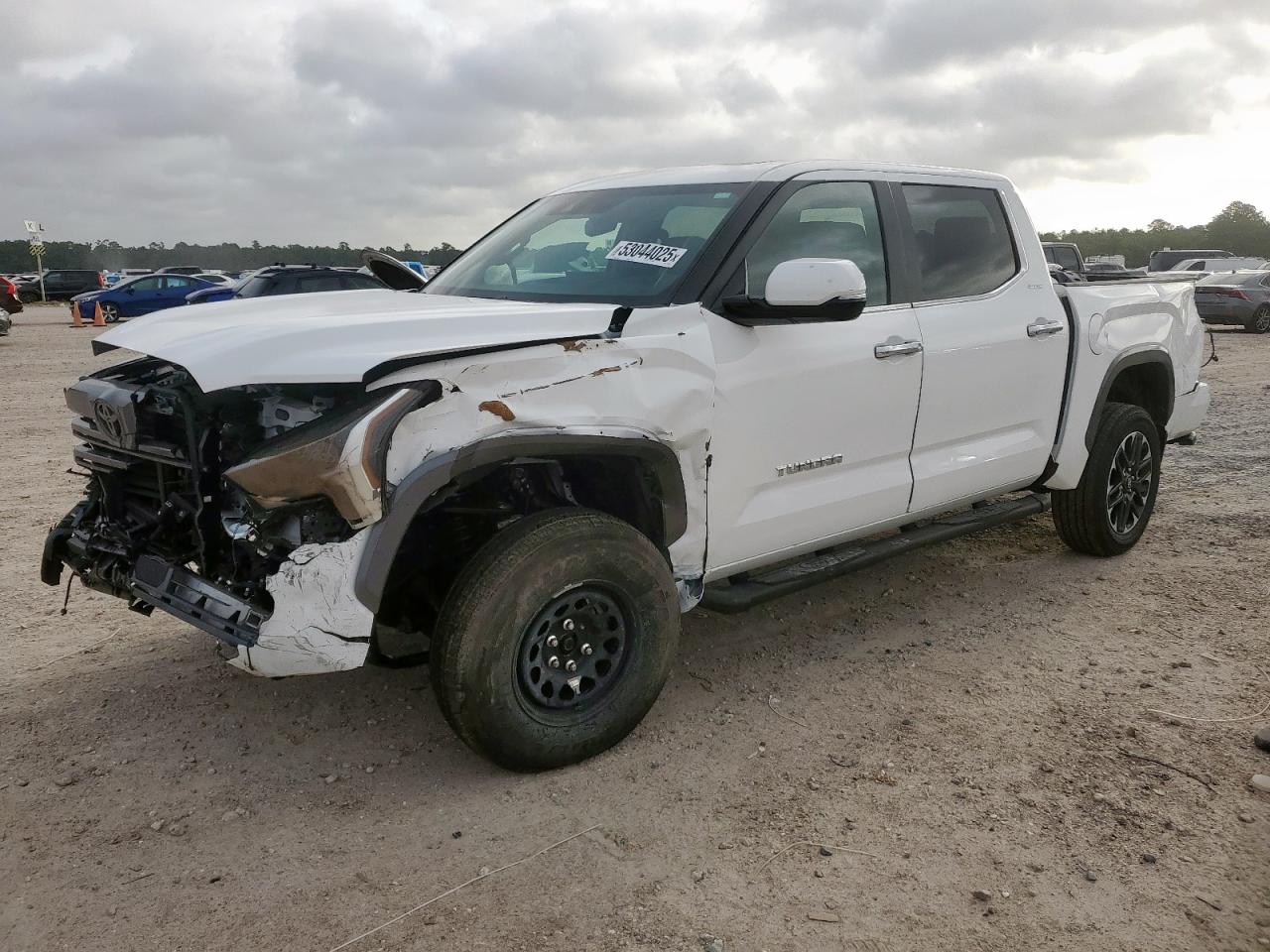 TOYOTA TUNDRA CREWMAX LIMITED