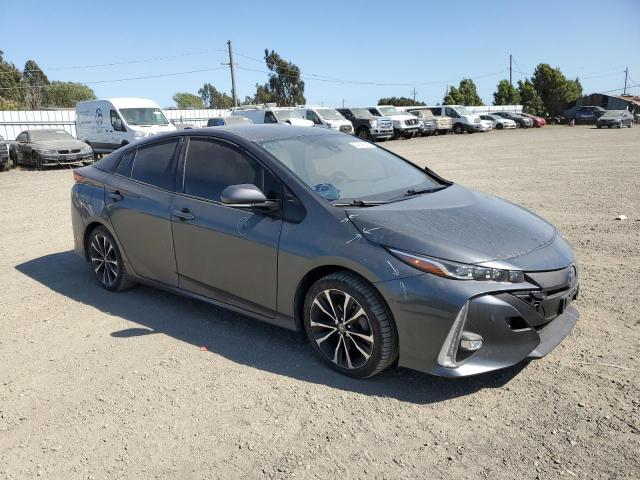 Vin: jtdkarfp8h3049813, lot: 54939645, toyota prius 20174