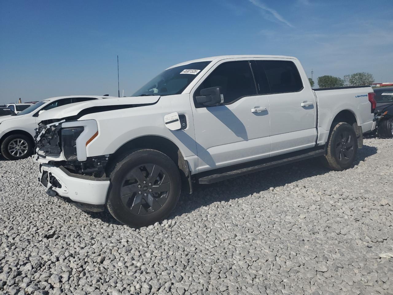 FORD F-150 LIGHTNING PRO
