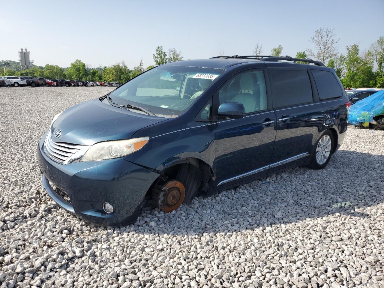 TOYOTA SIENNA XLE