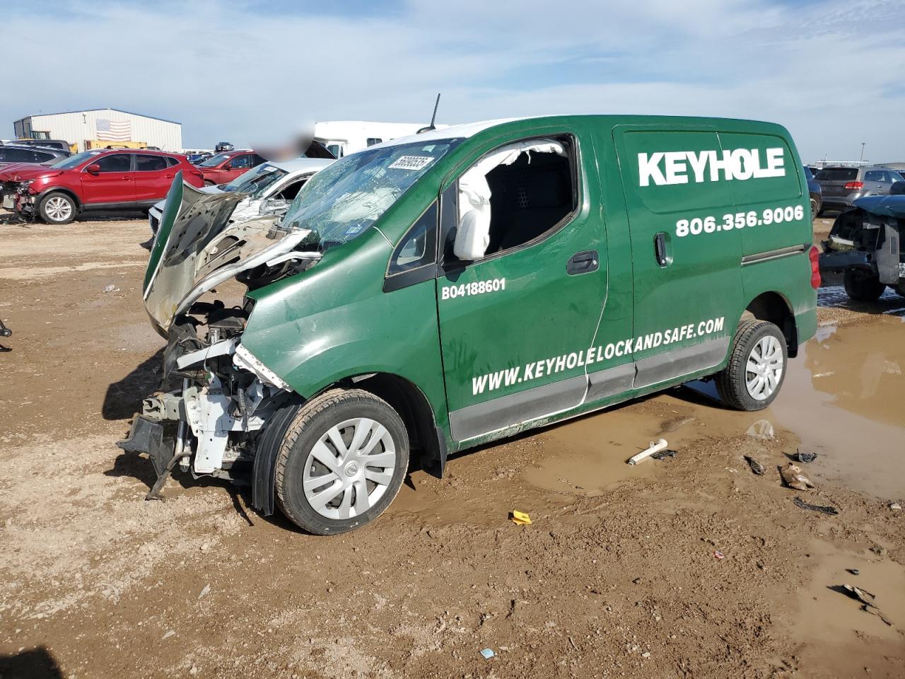 NISSAN NV200 2.5S