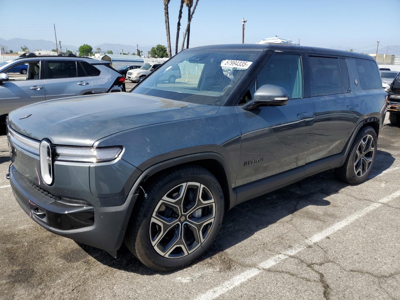 RIVIAN R1S ADVENTURE
