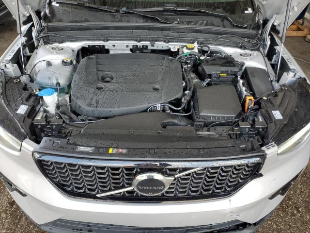 2025 VOLVO XC40 PLUS YV4L12UC9S2511205