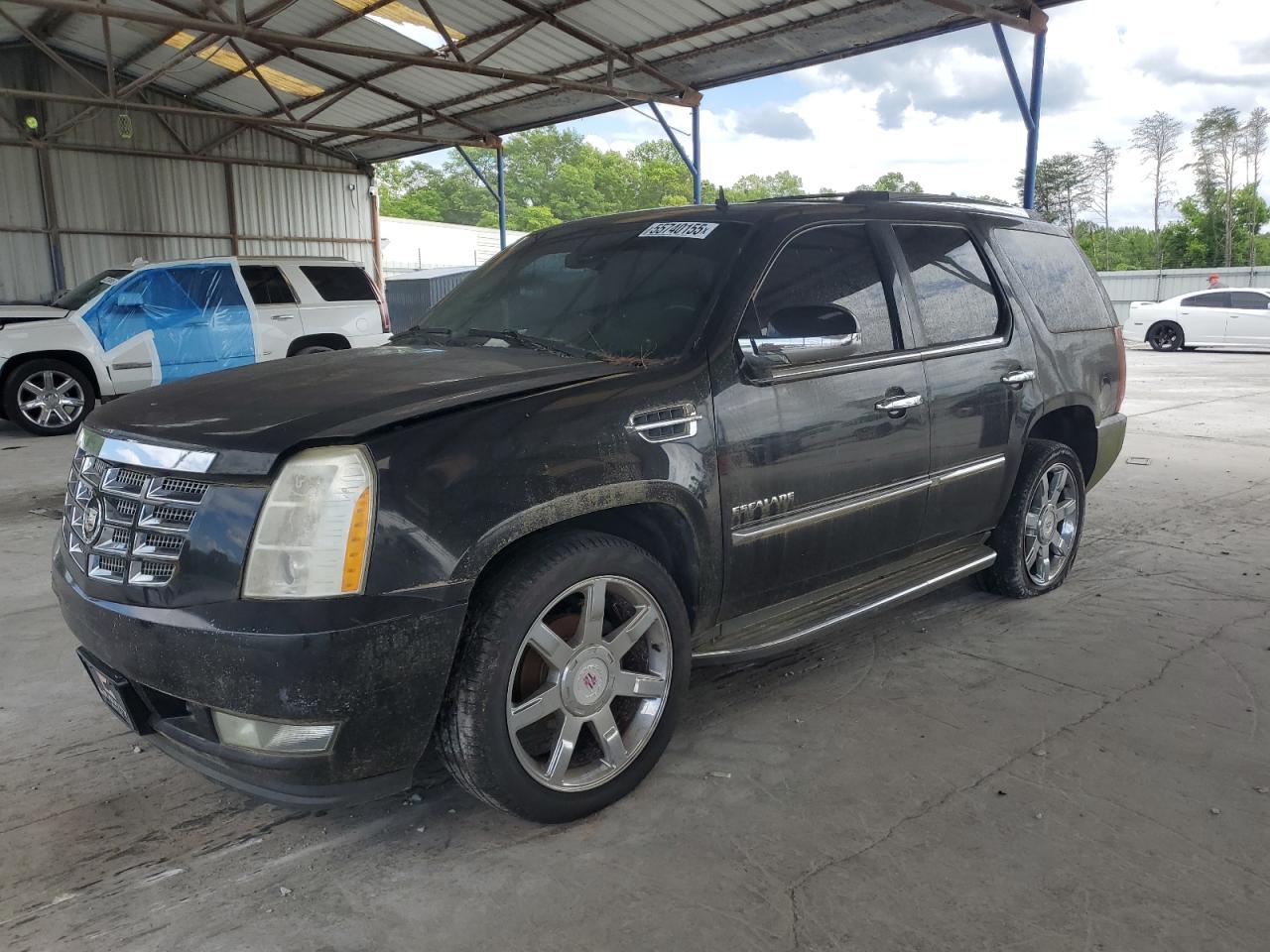 CADILLAC ESCALADE LUXURY