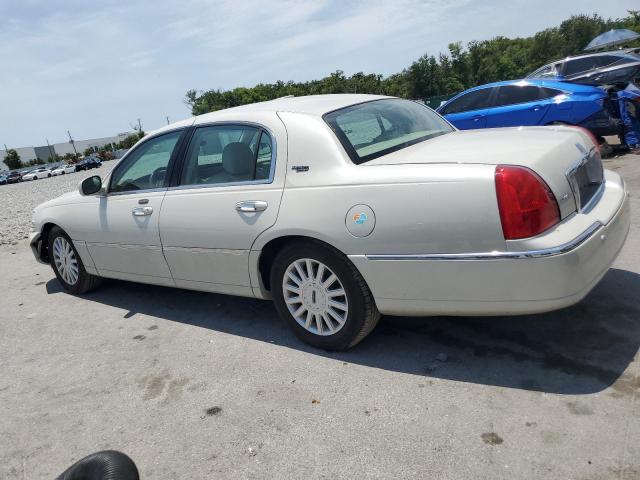 LINCOLN TOWN CAR S 2005 beige  gas 1LNHM82W25Y606458 photo #3
