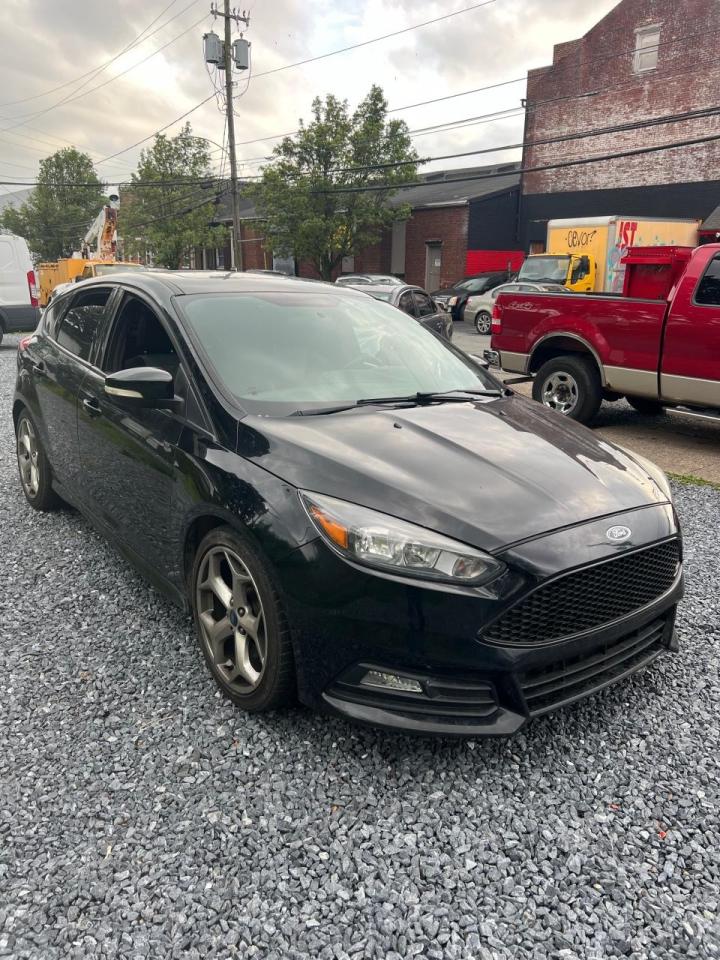 FORD FOCUS ST