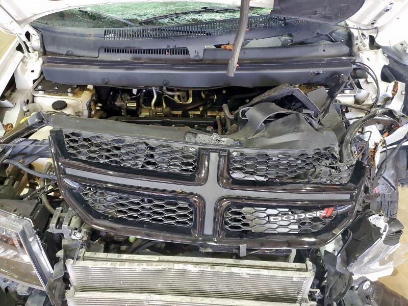 2019 DODGE JOURNEY SE 3C4PDCBB7KT846005