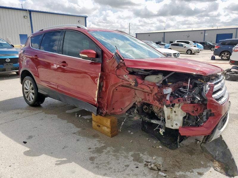 Vin: 1fmcu0jdxhue71494, lot: 58403285, ford escape titanium 20174