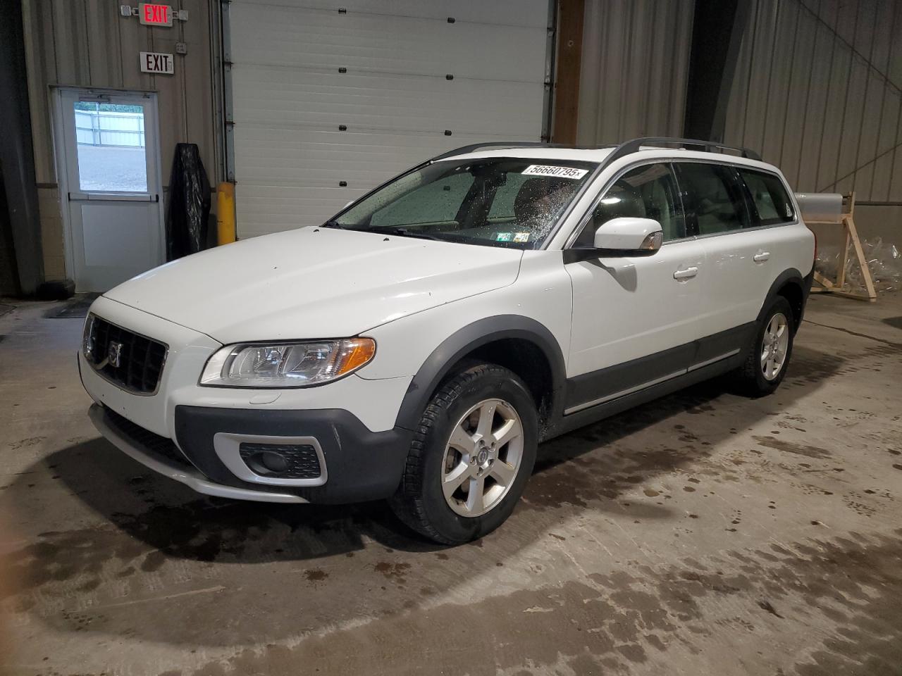 VOLVO XC70 3.2