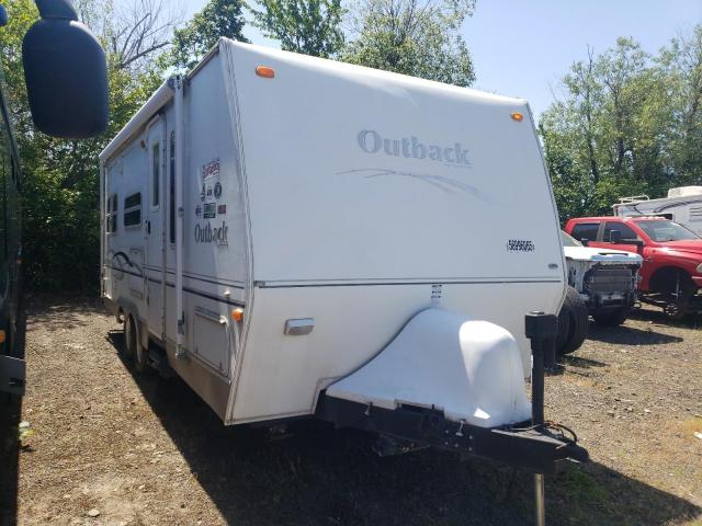 KEYSTONE OUTBACK 2004 white   4YDT23R254G907852 photo #1