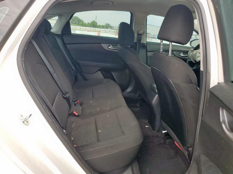 2021 KIA FORTE FE - 3KPF24ADXME333428