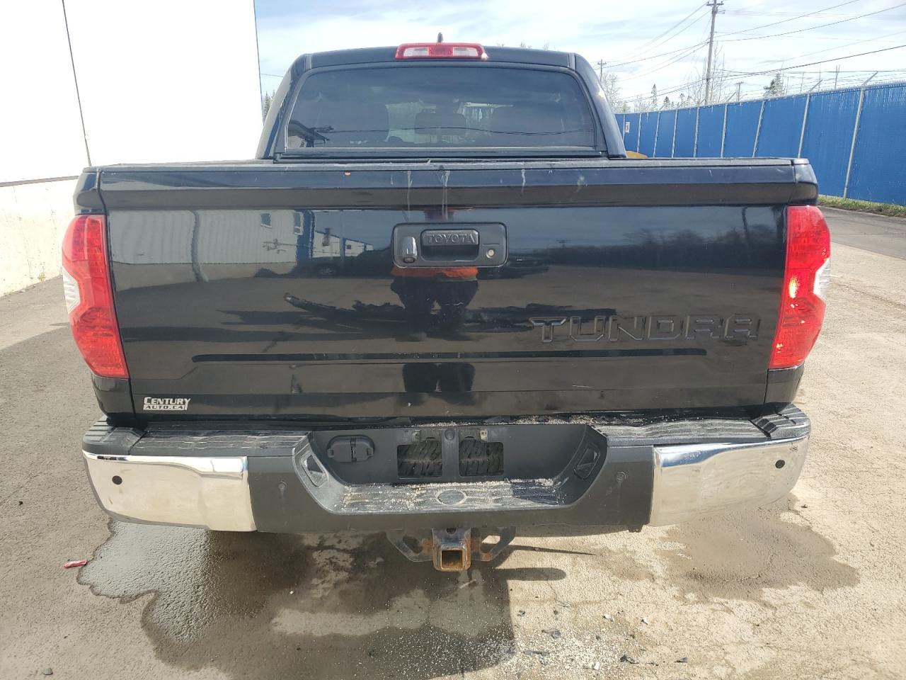 TOYOTA TUNDRA CREWMAX SR5