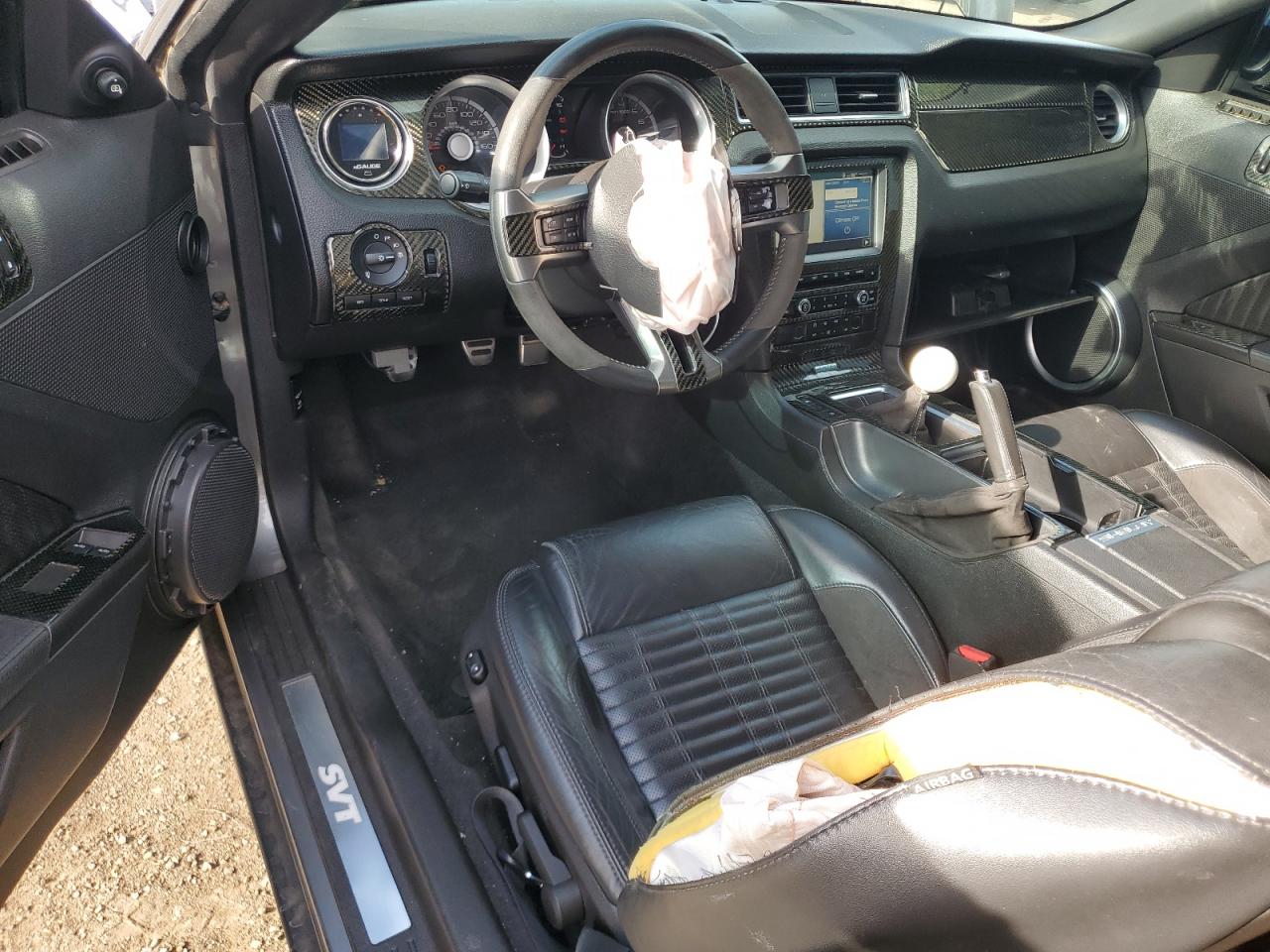 FORD MUSTANG SHELBY GT500