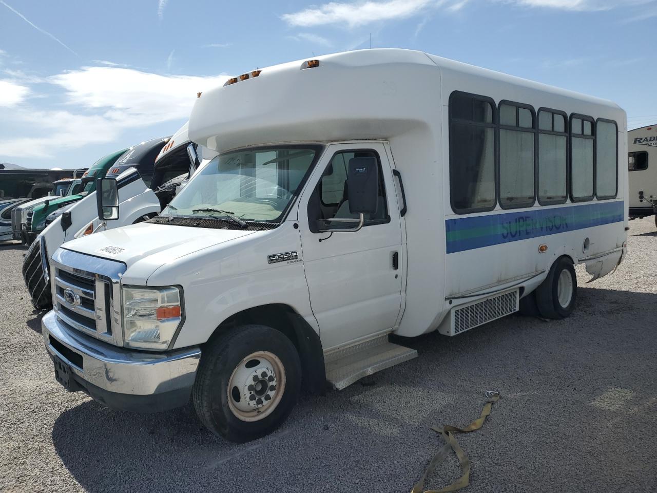 FORD ECONOLINE E450 SUPER DUTY CUTAWAY VAN