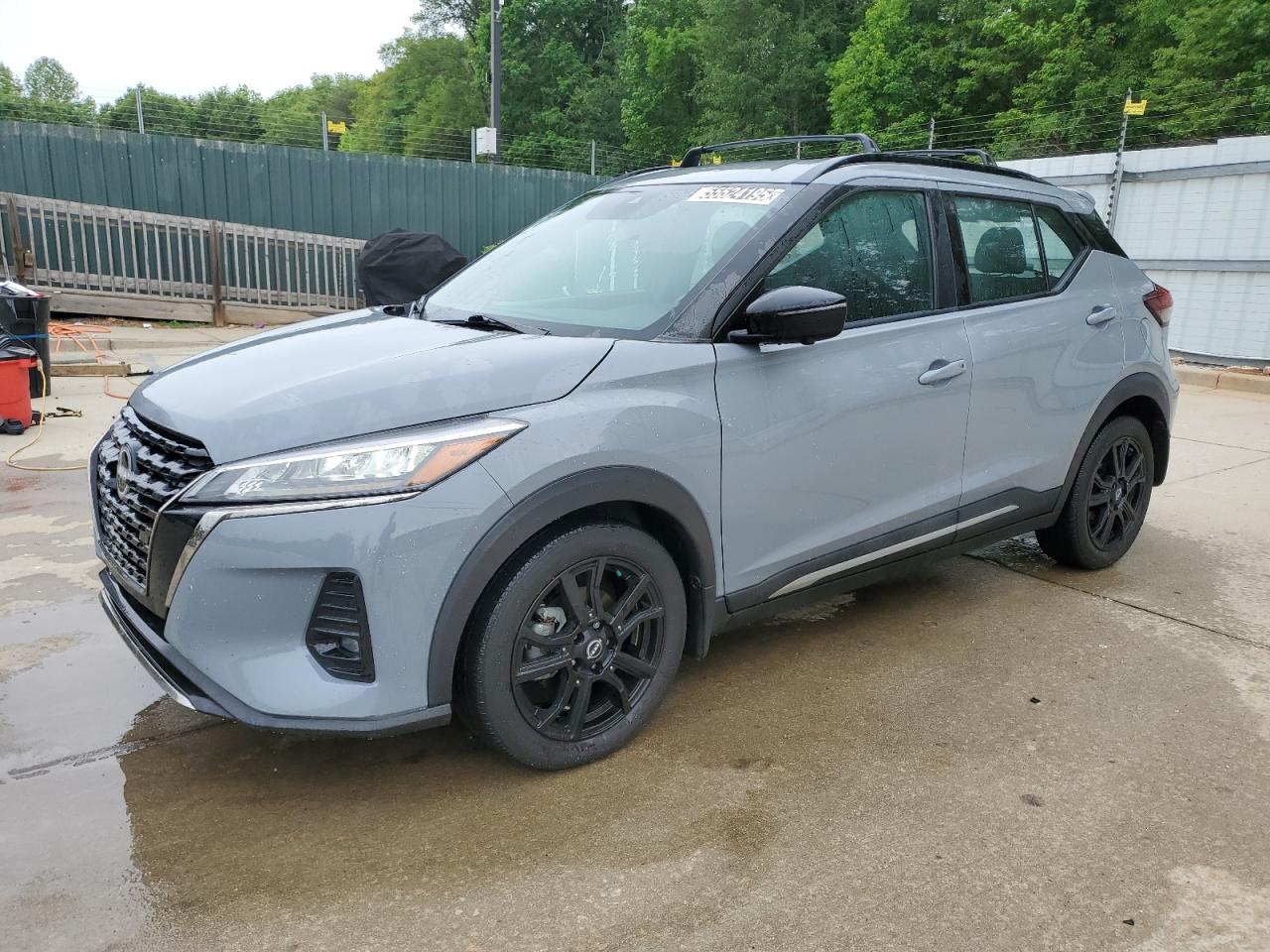 NISSAN KICKS SR