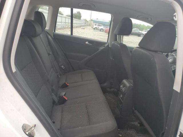 2015 VOLKSWAGEN TIGUAN S - WVGAV7AX3FW509866