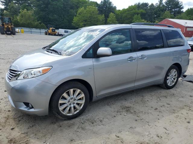 TOYOTA SIENNA XLE