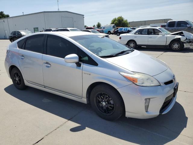 Vin: jtdkn3du2d1691086, lot: 55832375, toyota prius 20134