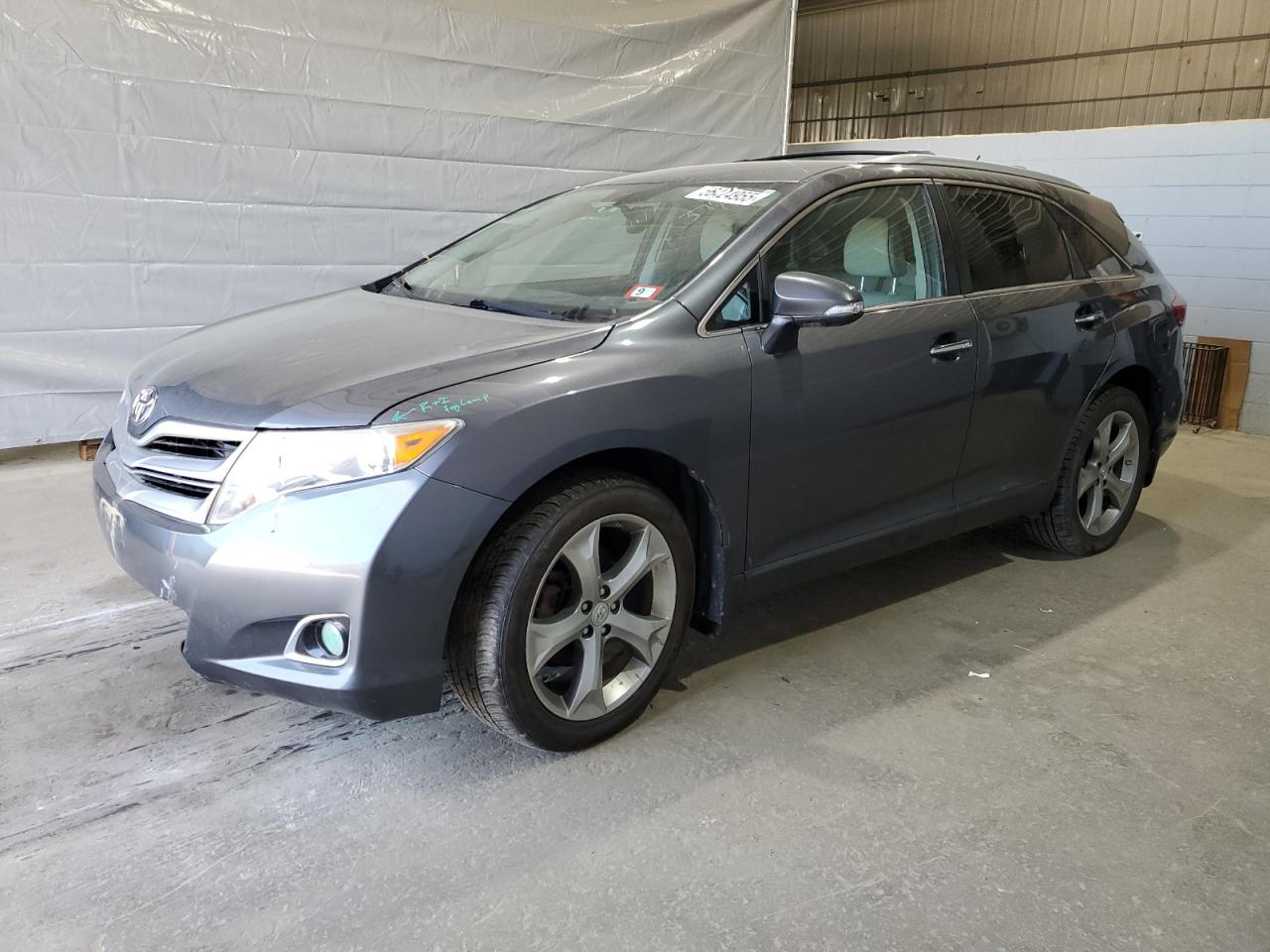 TOYOTA VENZA LE