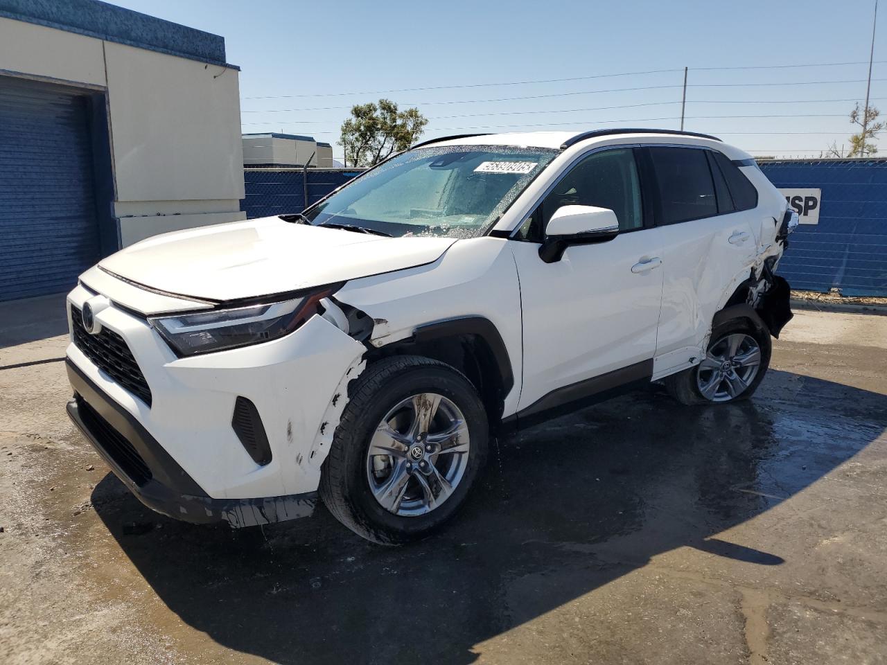 TOYOTA RAV4 XLE