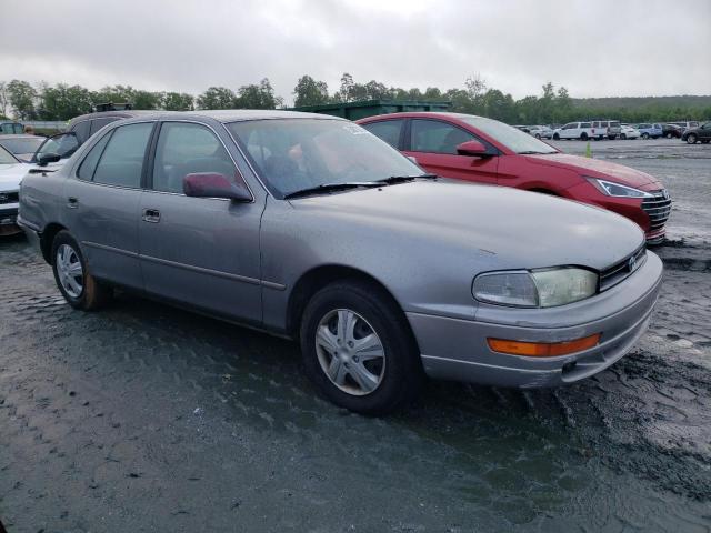 Vin: 4t1sk12exru404152, lot: 56876315, toyota camry le 19944