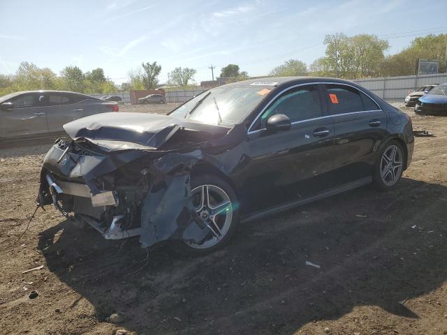 MERCEDES-BENZ A 220 4MAT