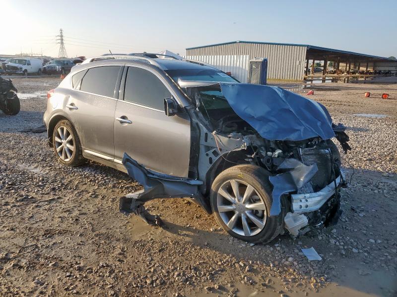 2017 INFINITI QX50 JN1BJ0RP7HM388535