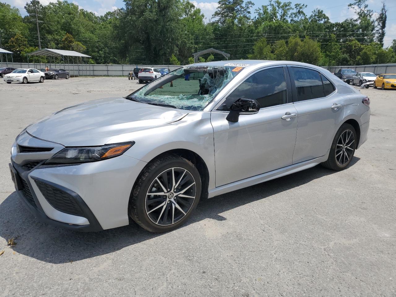 TOYOTA CAMRY SE NIGHT SHADE