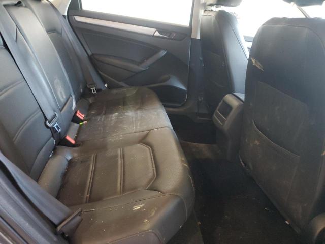 2015 VOLKSWAGEN PASSAT S 1VWAT7A33FC004657
