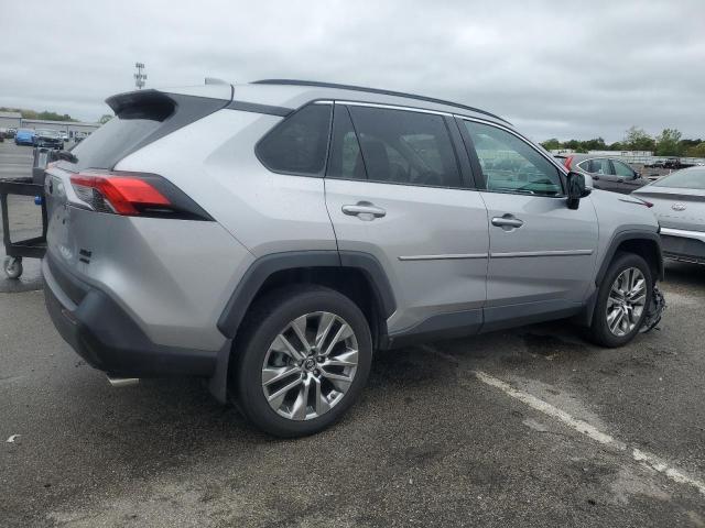 Vin: 2t3a1rfv9kc040750, lot: 57133155, toyota rav4 xle premium 20193