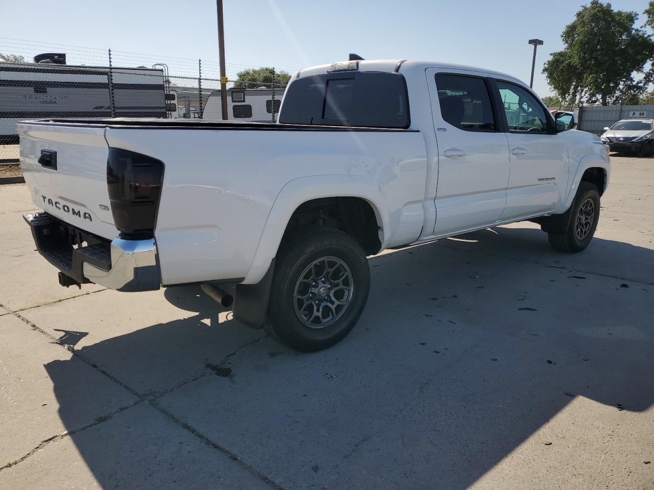 TOYOTA TACOMA DOUBLE CAB