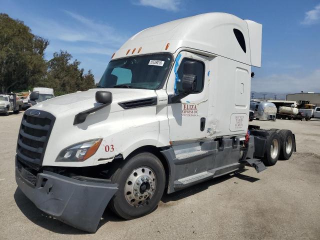 FREIGHTLINER CASCADIA 1 2018 white  diesel 3AKJHHDR8JSKB5736 photo #3