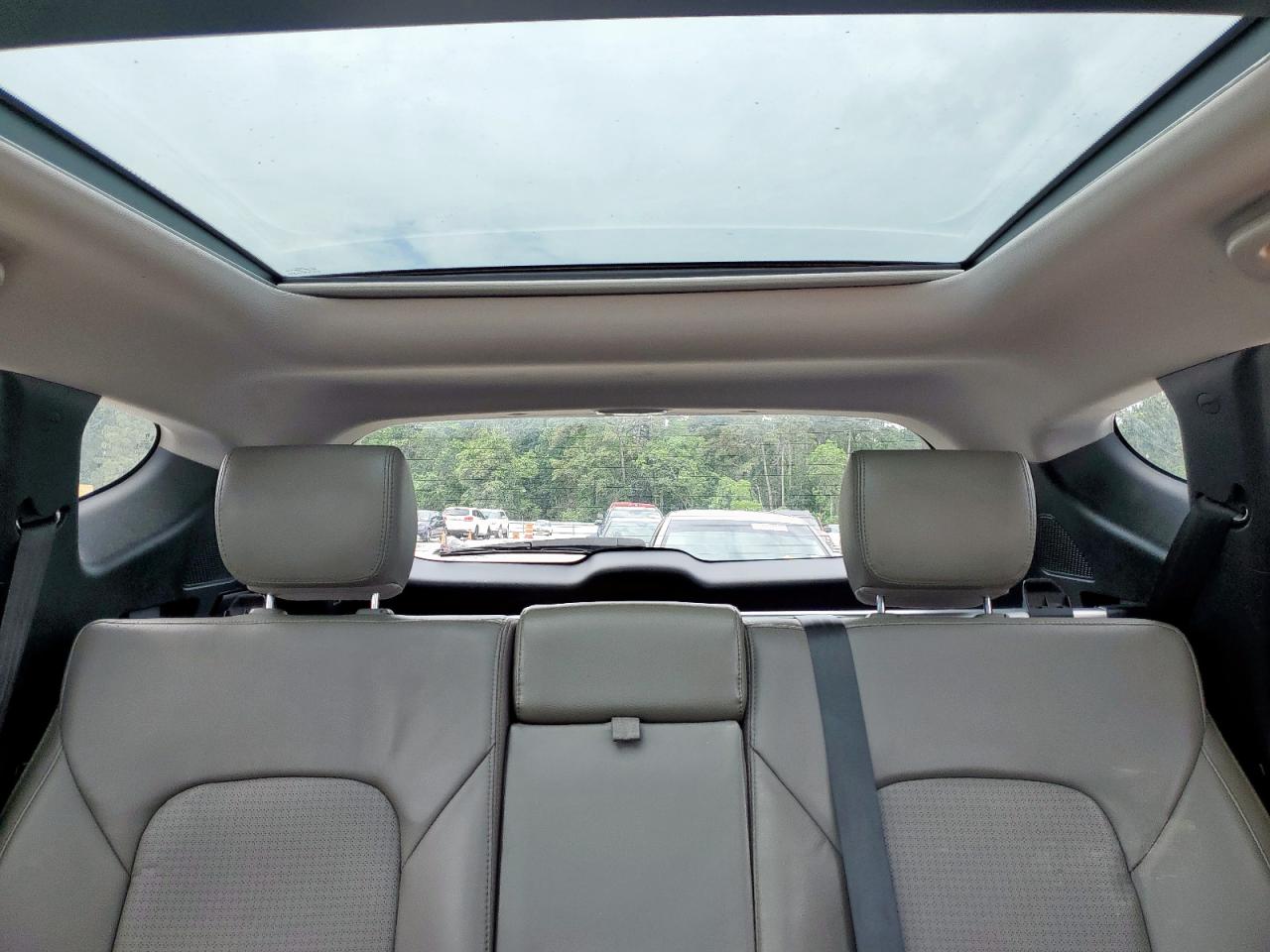Hyundai Santa fe s 2016